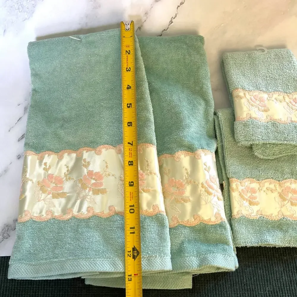 Vintage 1980s After Bath Luxury 4 Pc Towel Set Seafoam Floral Satin NOS